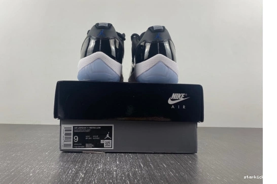 JORDAN 11 RETRO  FV5104-004 FV5104-004 Jam LOW Space 1121